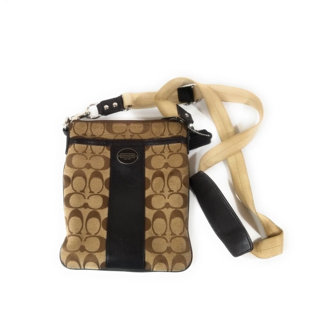 Coach Signature C Black Stripe Canvas Crossbody Swingpack Bag
